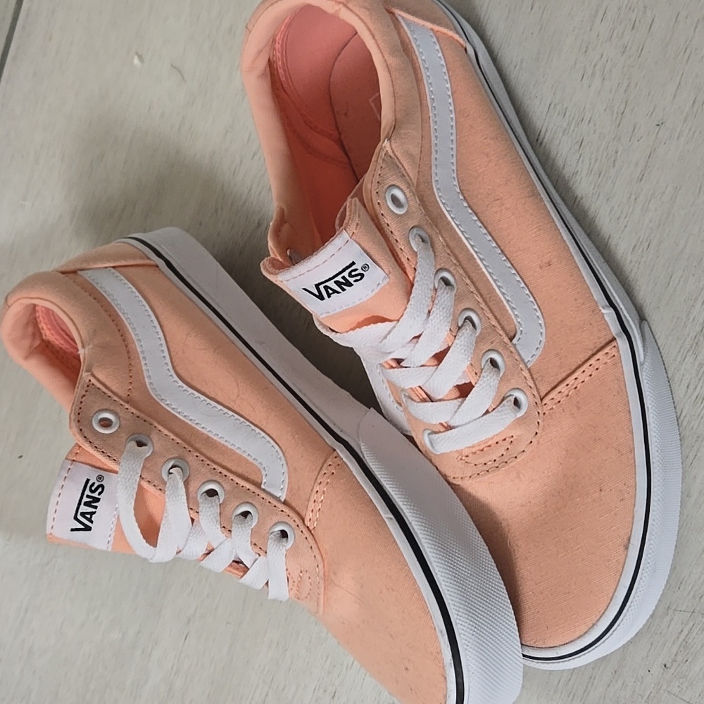Vans shoes women size 9 peach